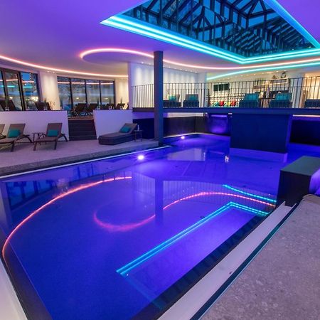 Hotel Herrmann Мюнзинген Экстерьер фото