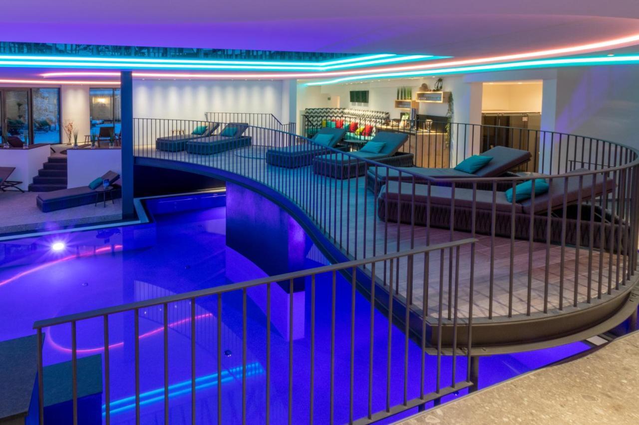 Hotel Herrmann Мюнзинген Экстерьер фото